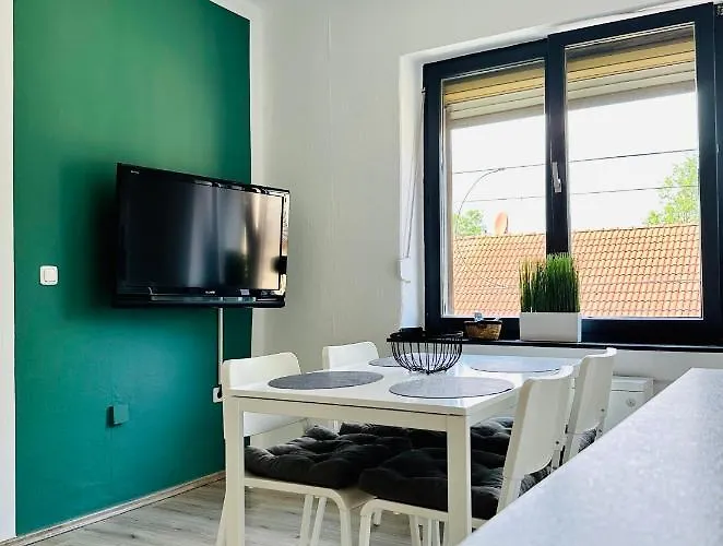 Fair, University, Bvb דירה